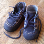 L'achat de chaussures pour son enfant